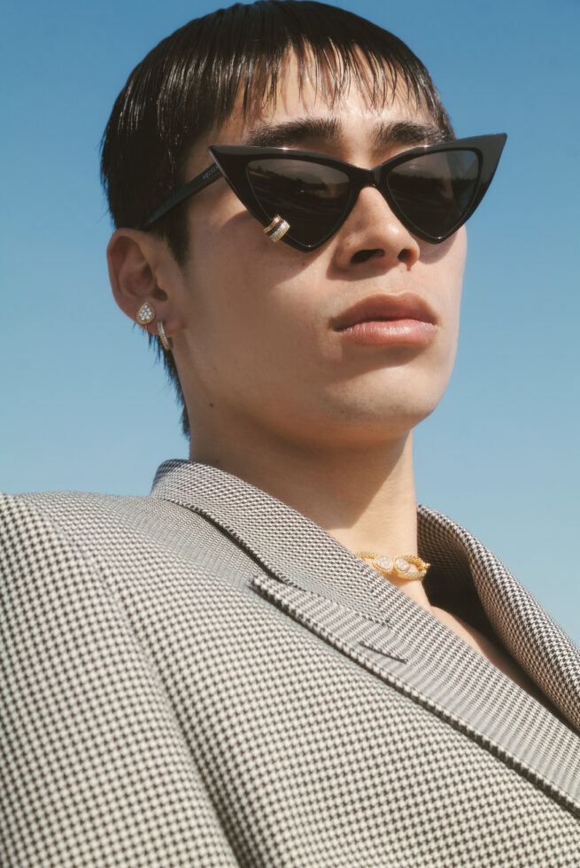 Hair stylist EMORI MIHO / HIGHSNOBIETY JAPAN ISSUE14++