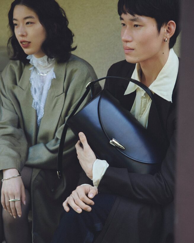 Stylist 讃井理絵子 Hair 江守美保 / h’eres new collection VISUAL