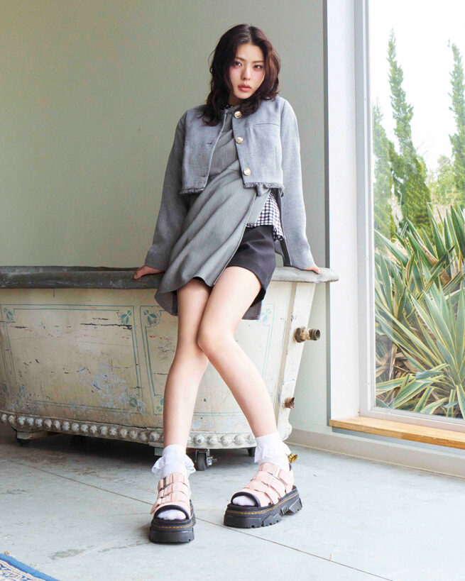 Hair&make-up 辻村友貴恵 / Dr.Martens 2025 Sandal Collection