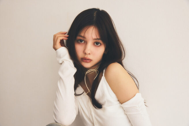 Photographer 堤智世 Hair&make-up 辻村友貴恵 / ViVi 2025 JUNE