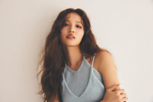 Photographer 堤智世 Hair&make-up 辻村友貴恵 / ViVi 2025 JUNE