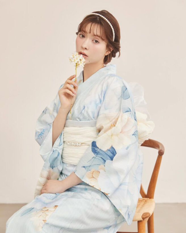 Hair&make-up 辻村友貴恵 / sweet 2025 June