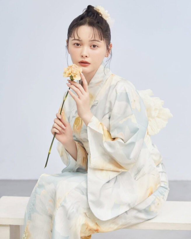 Hair&make-up 辻村友貴恵 / sweet 2025 June