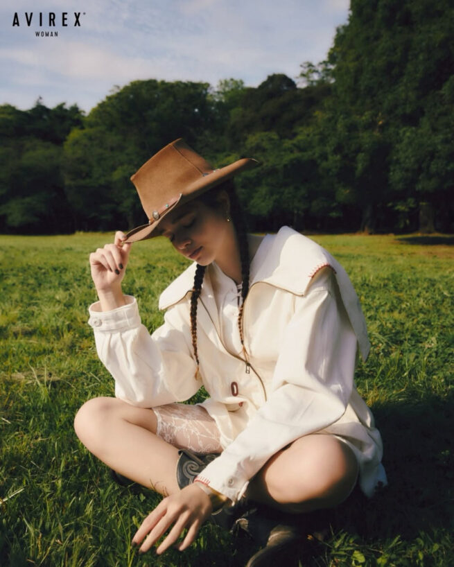 Photographer 堤智世 / AVIREX WOMAN SNS LOOK
