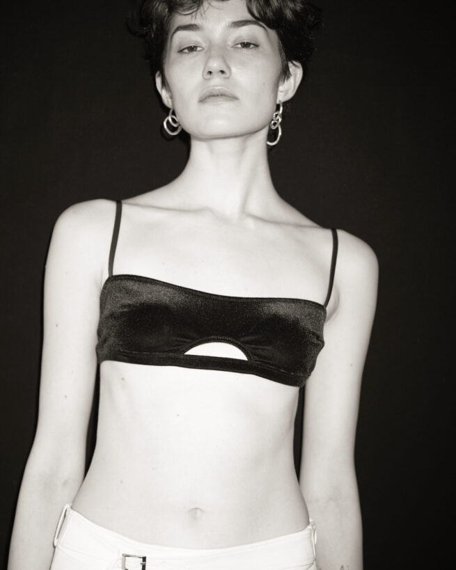 Stylist 讃井理絵子 / Gakh New Look