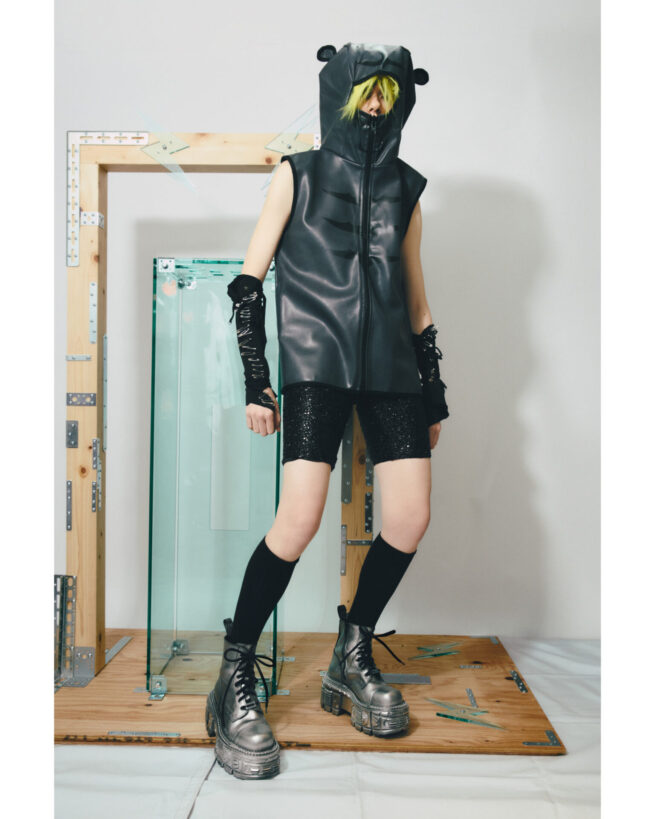 Photographer 堤智世 / DEVIL FISH BONE VSUAL