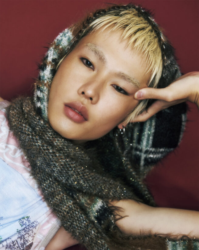 Photographer 柳原路世 / NYLON JAPAN 2025 DECEMBER